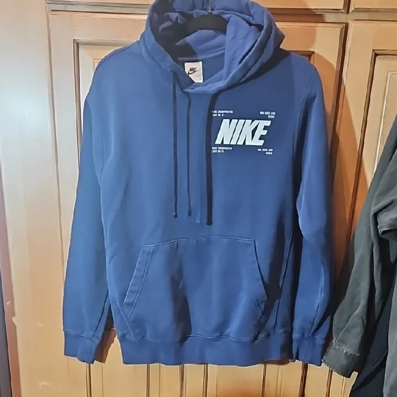 Nike Men's Deep Blue Hoodie - Picture 1 of 5